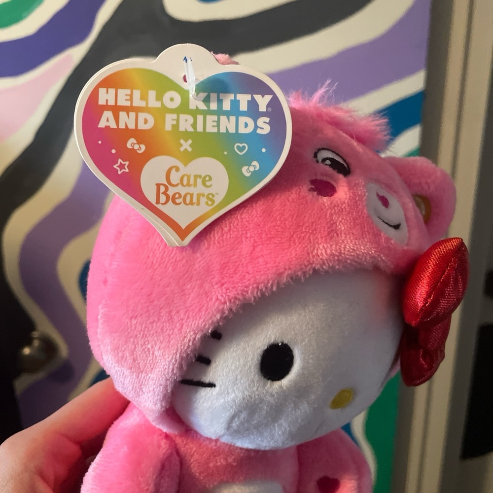 The Care Bears Hello Kitty Cheer Bear - Picture 3 of 4